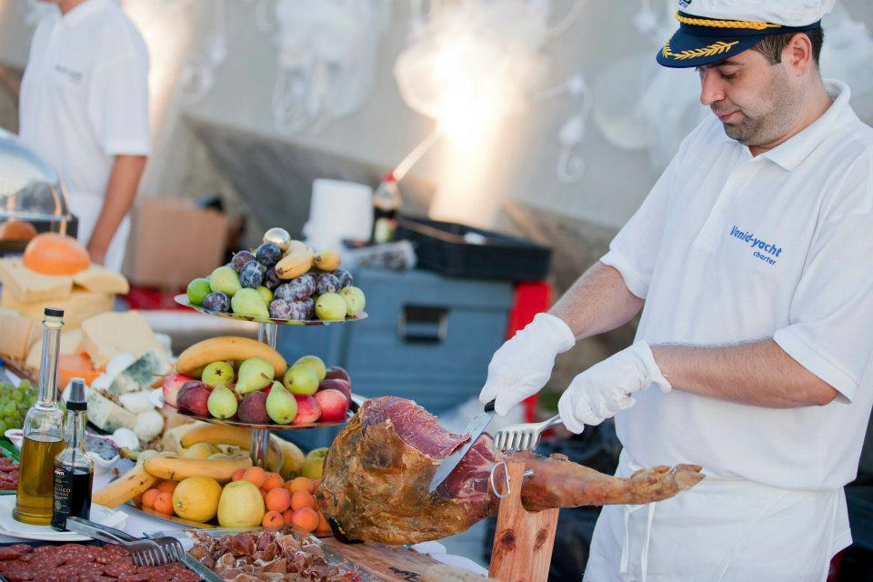 609077548_883853274223750_4698320316534232352_n (1)